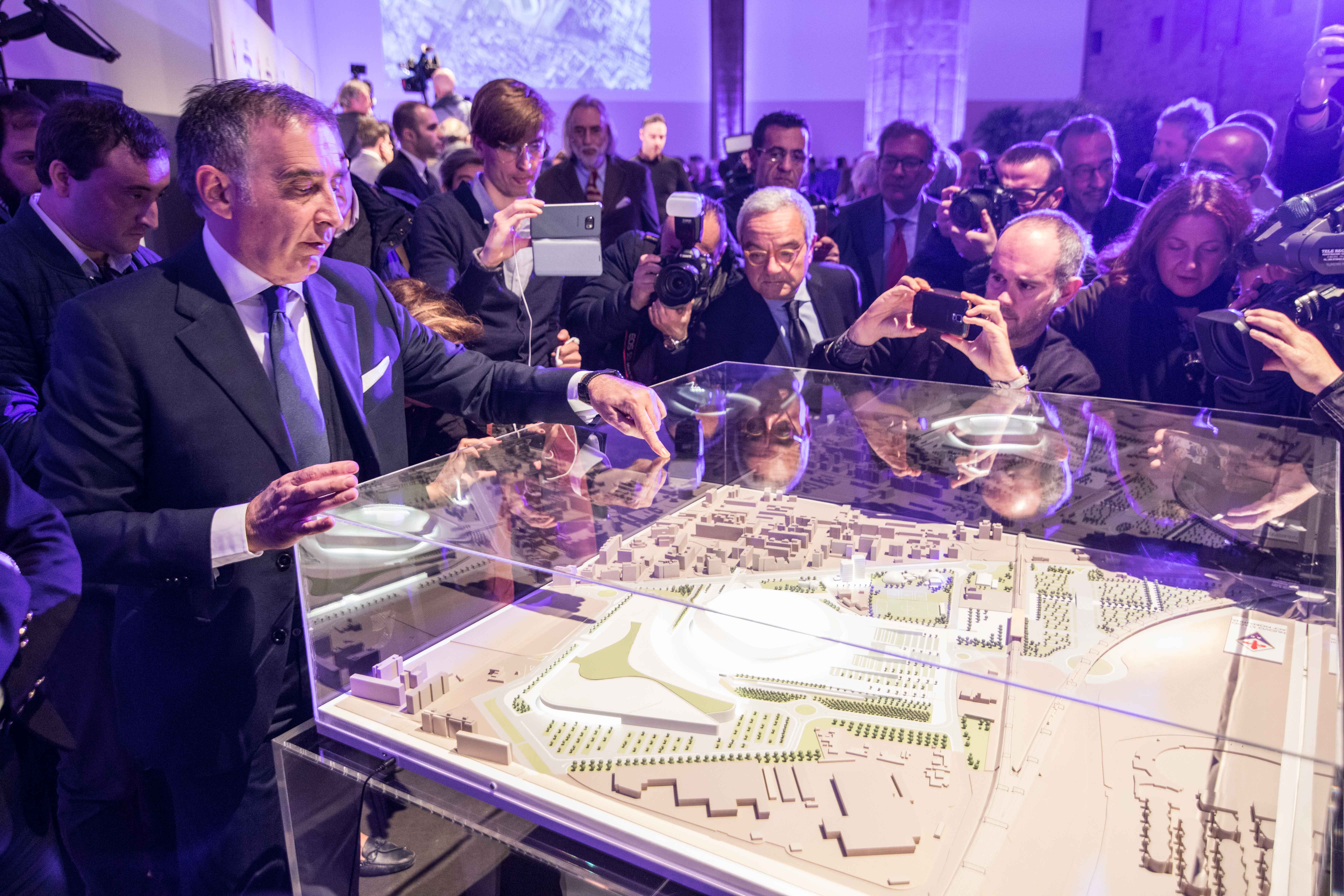 222699 0006 4149313 Firenze, presentazione del nuovo stadio della Fiorentina presso Palazzo Vecchio in Sala d’arme 2017 03 10 © Tommaso Gasperini / Massimo Sestini