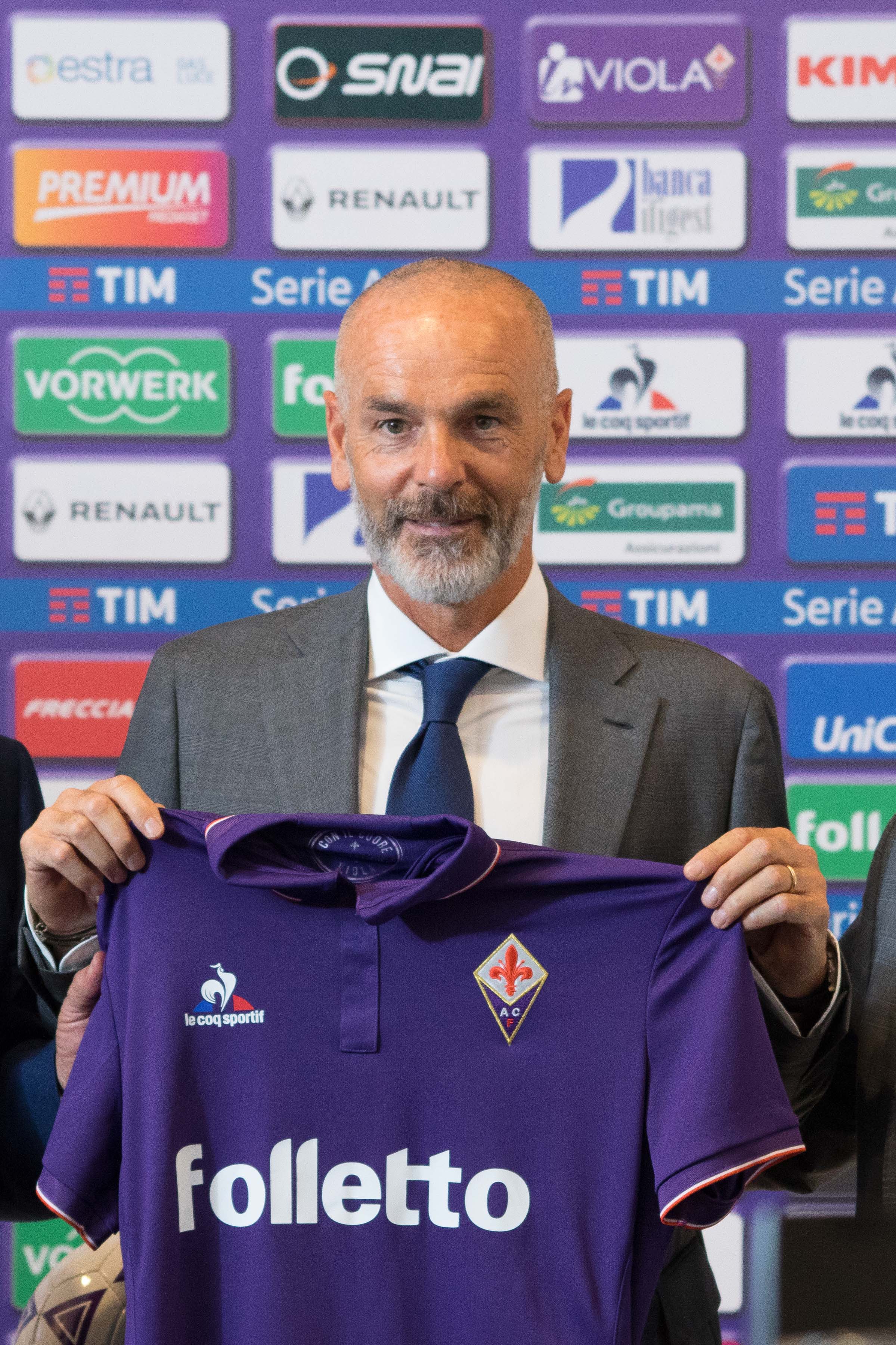 224400 0002 4194106 Firenze, presentazione del nuovo allenatore della Fiorentina Stefano Pioli allo stadio Artemio Franchi, nella foto Corvino, Pioli e Freitas  2017 06 07 © Niccolo Cambi/Massimo Sestini