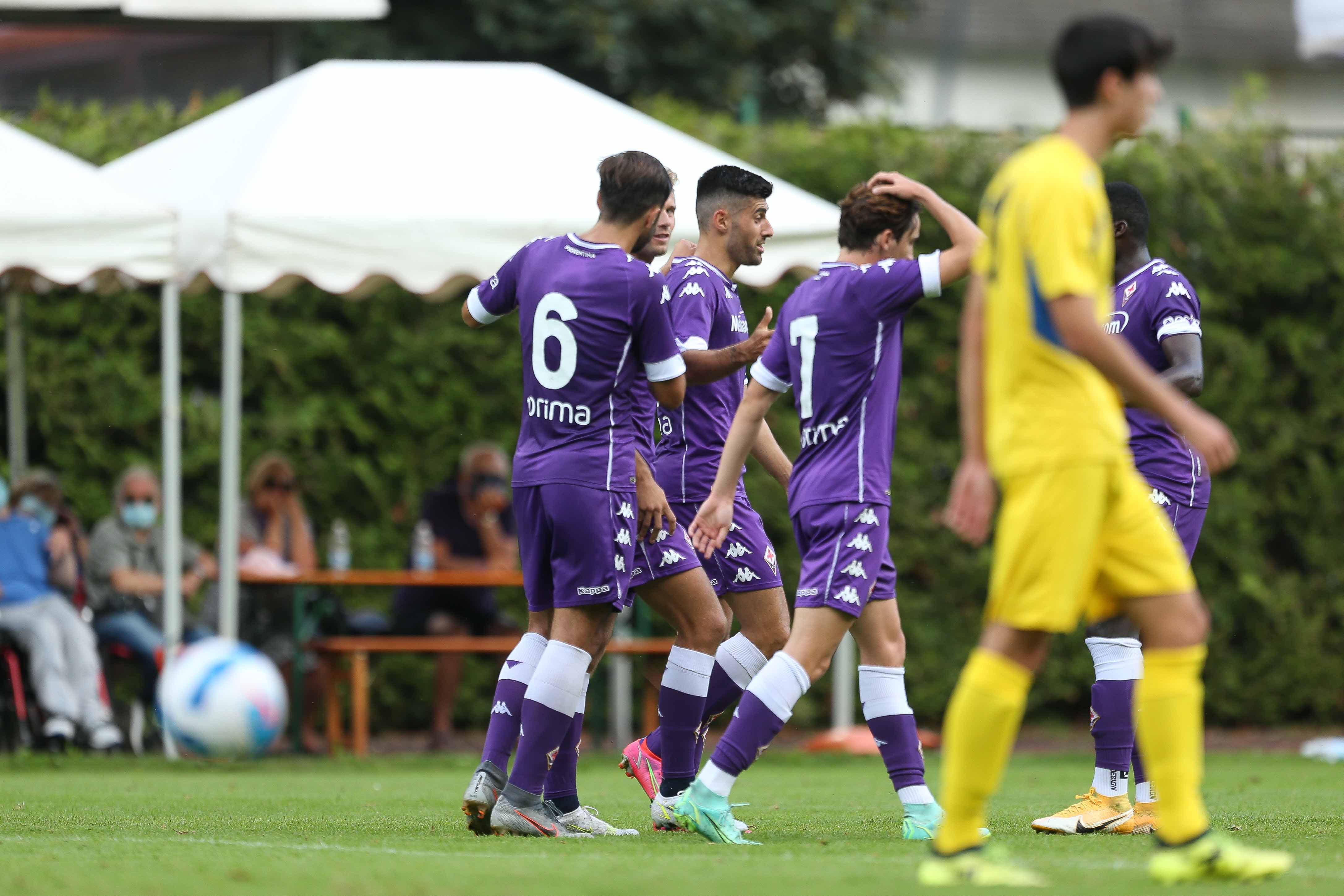 262626 0042 4841148 Moena (TN), ritiro della Fiorentina, partita amichevole, Fiorentina   Us Levico Terme, nella foto l'esultanza per il secondo goal di Benassi 2021 07 29 © Niccolò Cambi/Massimo Sestini